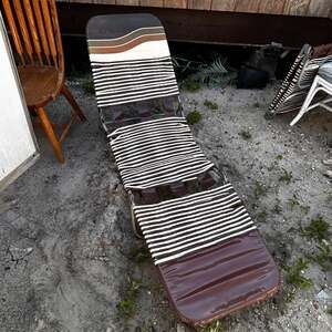 Vintage Retro Jelly Tube Tri-Fold Chaise Lounge Lawn Chair Brown and White